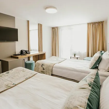 Park Service Perfected Hotel Garmen