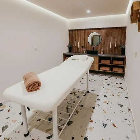 Park Service Perfected Hotel *