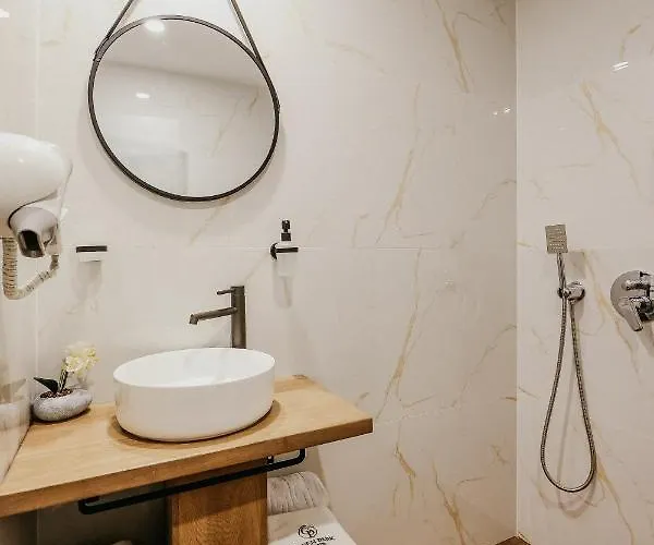 Park Service Perfected Hotel *